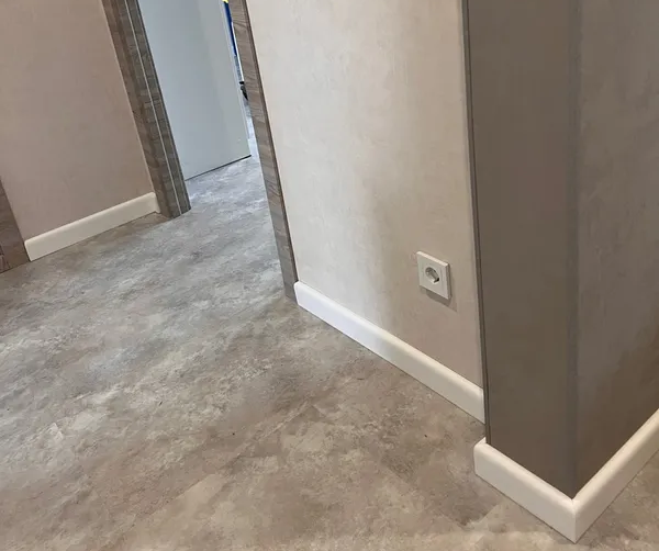 Угол декоративный Уп 06-27.2700.555 (20х20 мм)