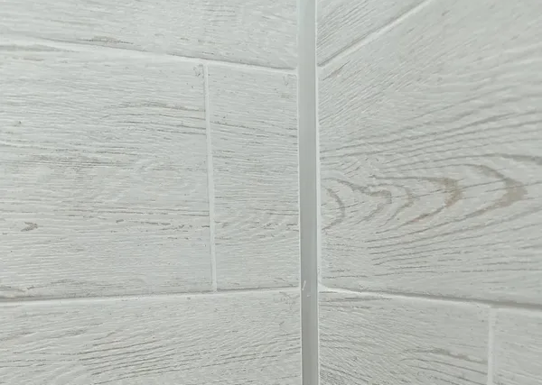 Профиль угловой Genesis EWA 150.81 15 х 15 х 2500 мм матовое серебро