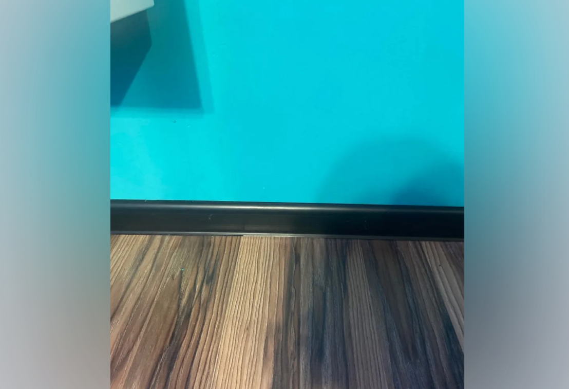 Плинтус ПВХ с кабель-каналом Рико Лео 176 Венге