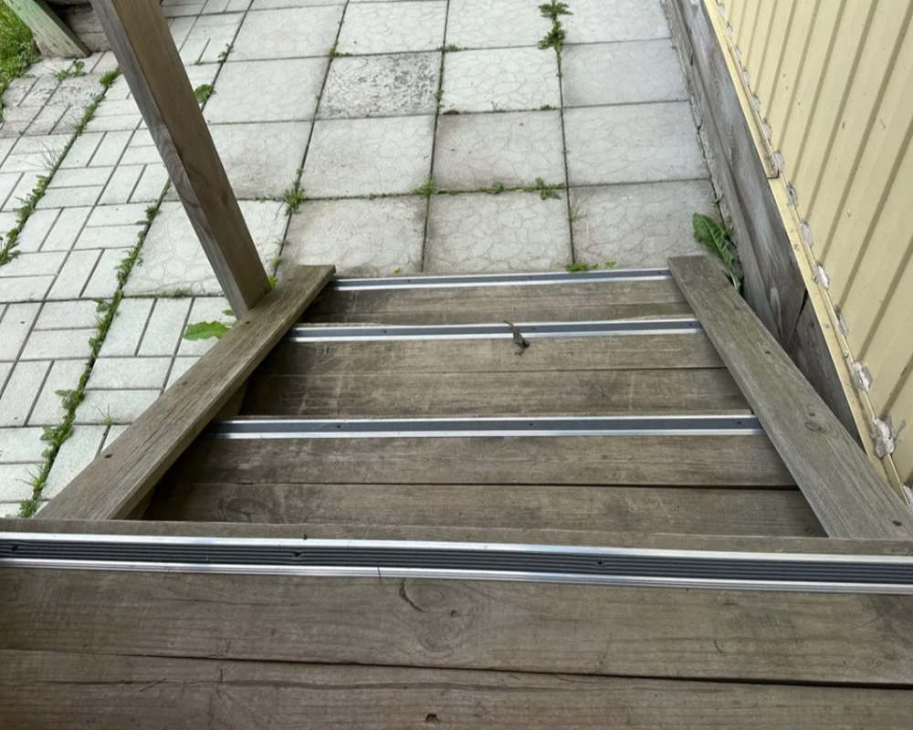 Порог одноуровневый ПС 08.900.03 Шоколад