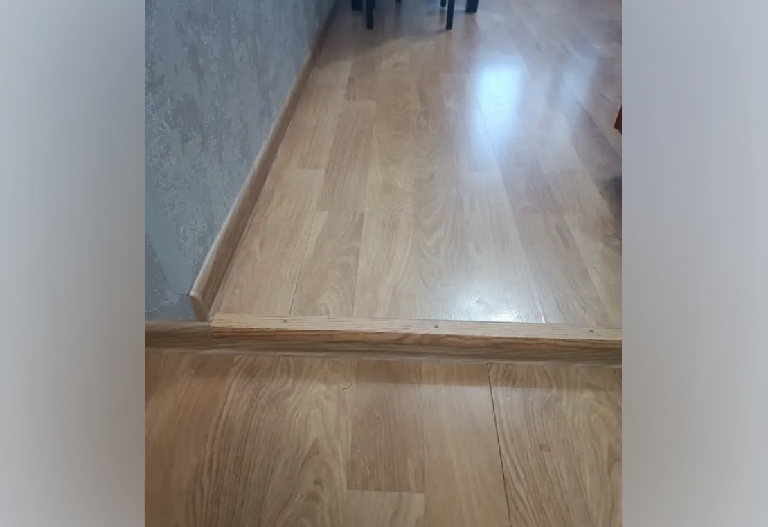 Порог угловой ПУ 04.2700.261 Дуб мокко