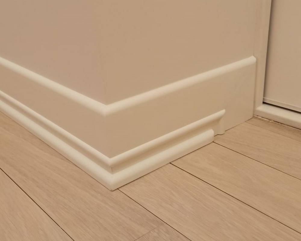 Плинтус NMC FD21 Wallstyl 130*20*2000. Окраска включена в стоимость