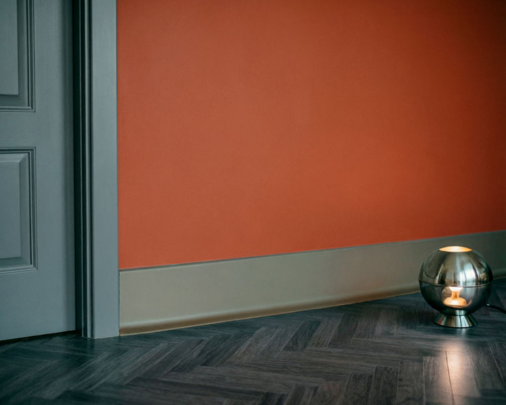 Плинтус алюминиевый Пл 80.2500.042лк Шампань