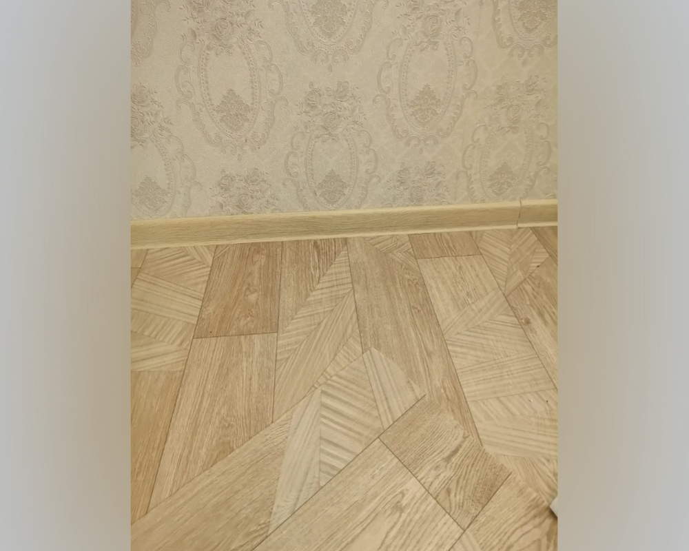 Плинтус ПВХ Salag Lima 72мм 2,5м. Дуб Болотный