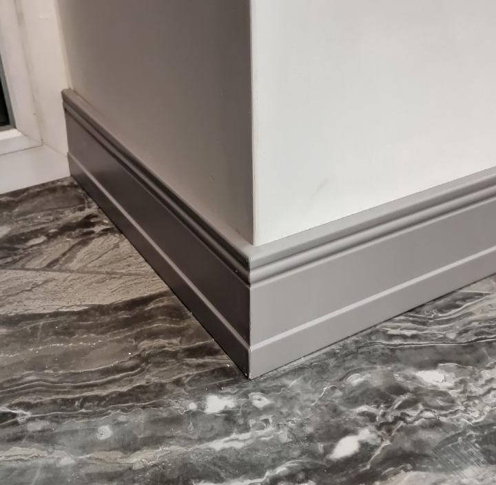 Плинтус ПОЛИСТИРОЛ HI WOOD B95 94,5мм х 17мм х 2,0м. Окраска включена в стоимость