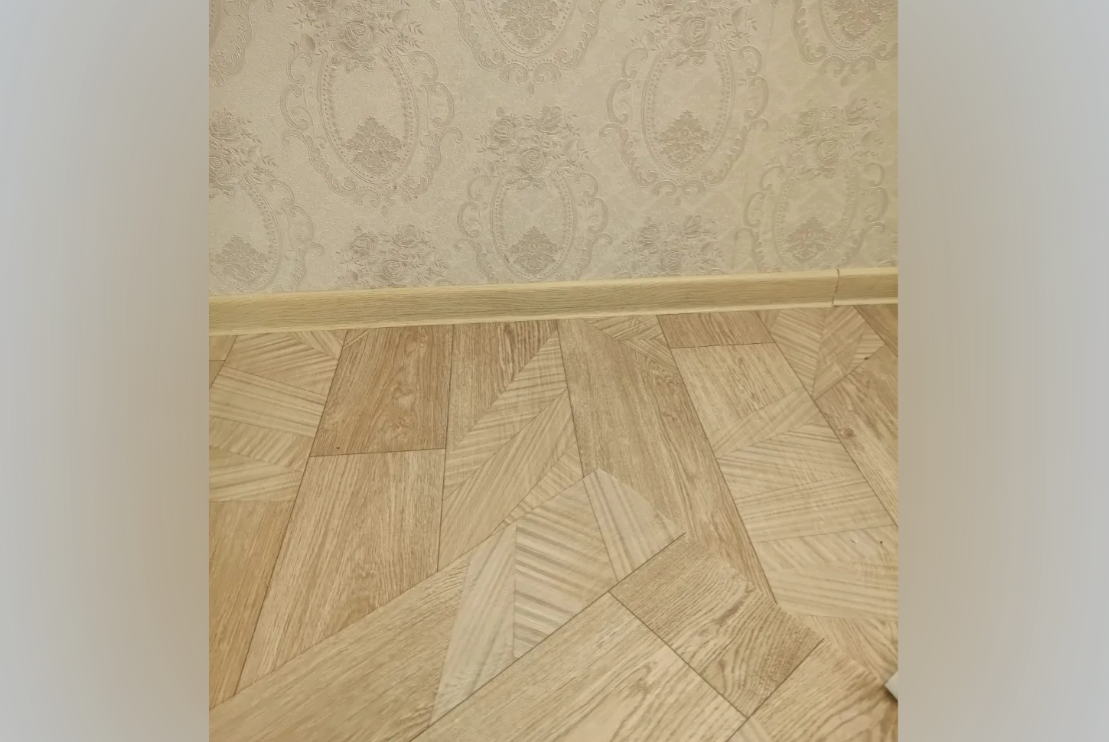 Плинтус ПВХ Волшебная палочка 58мм 2,2м 5815