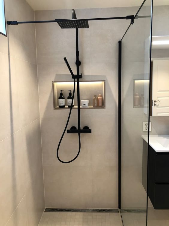 Алюминиевый внутренний профиль универсальный ПО-В9 (11384PX)  бежевый муар 2,7 м.