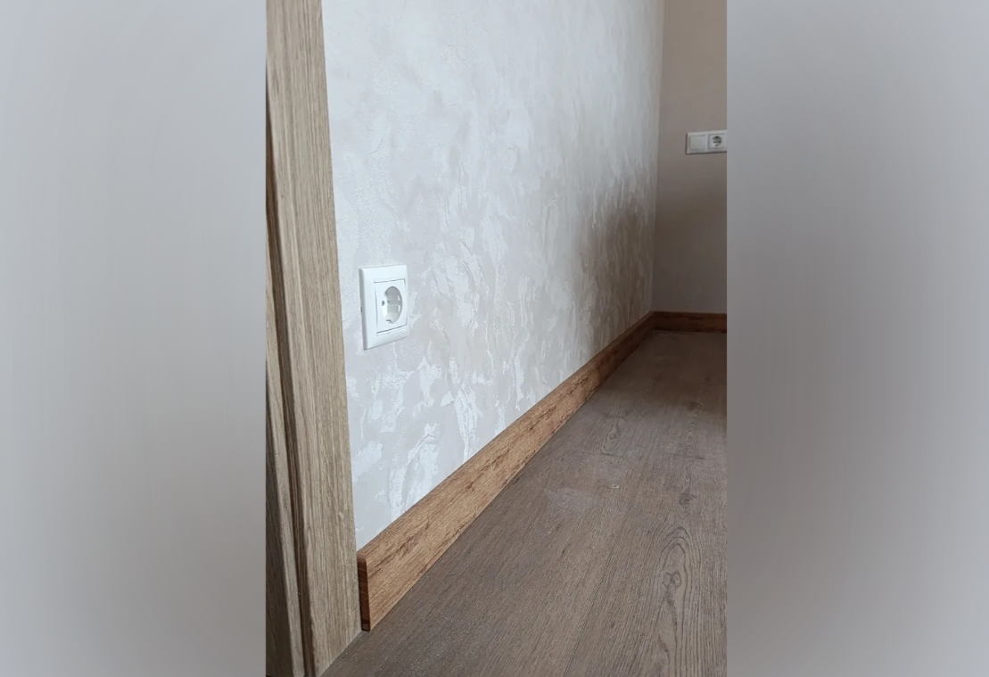 Плинтус ПВХ Рико Концепт 80мм 2,2м. 80013