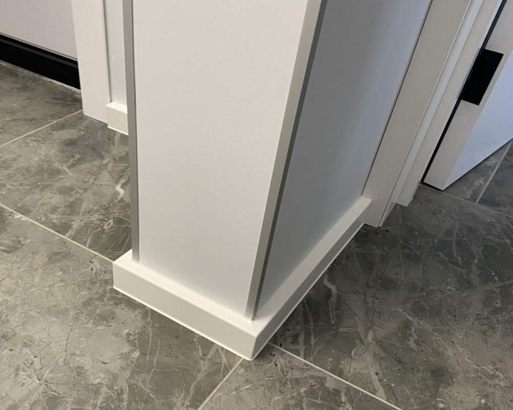 Плинтус ХДФ Dollken Cubu Flex Life XL 60 мм х 2,5 м 5012 Белый