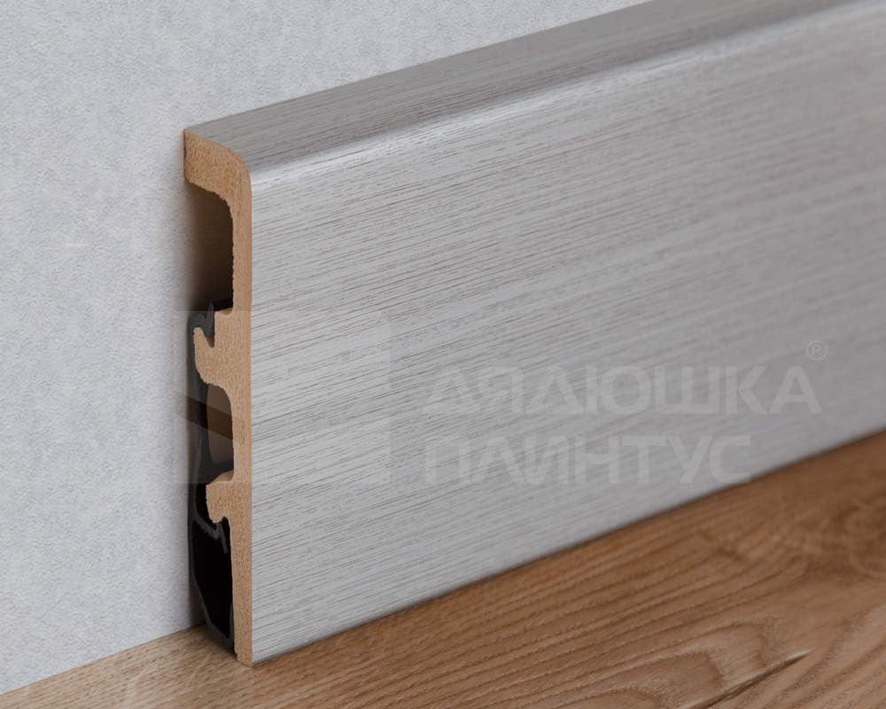 Плинтус напольный Arbiton Integra 02 Алюминий