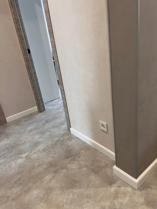 Угол декоративный Уп 06-27.2700.555 (20х20 мм)