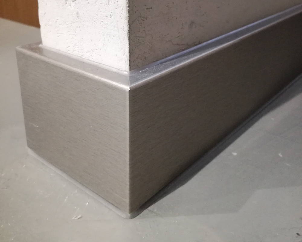 Плинтус ХДФ Dollken Cubu Flex Life 80мм х 2,5 м 1245 Шампань