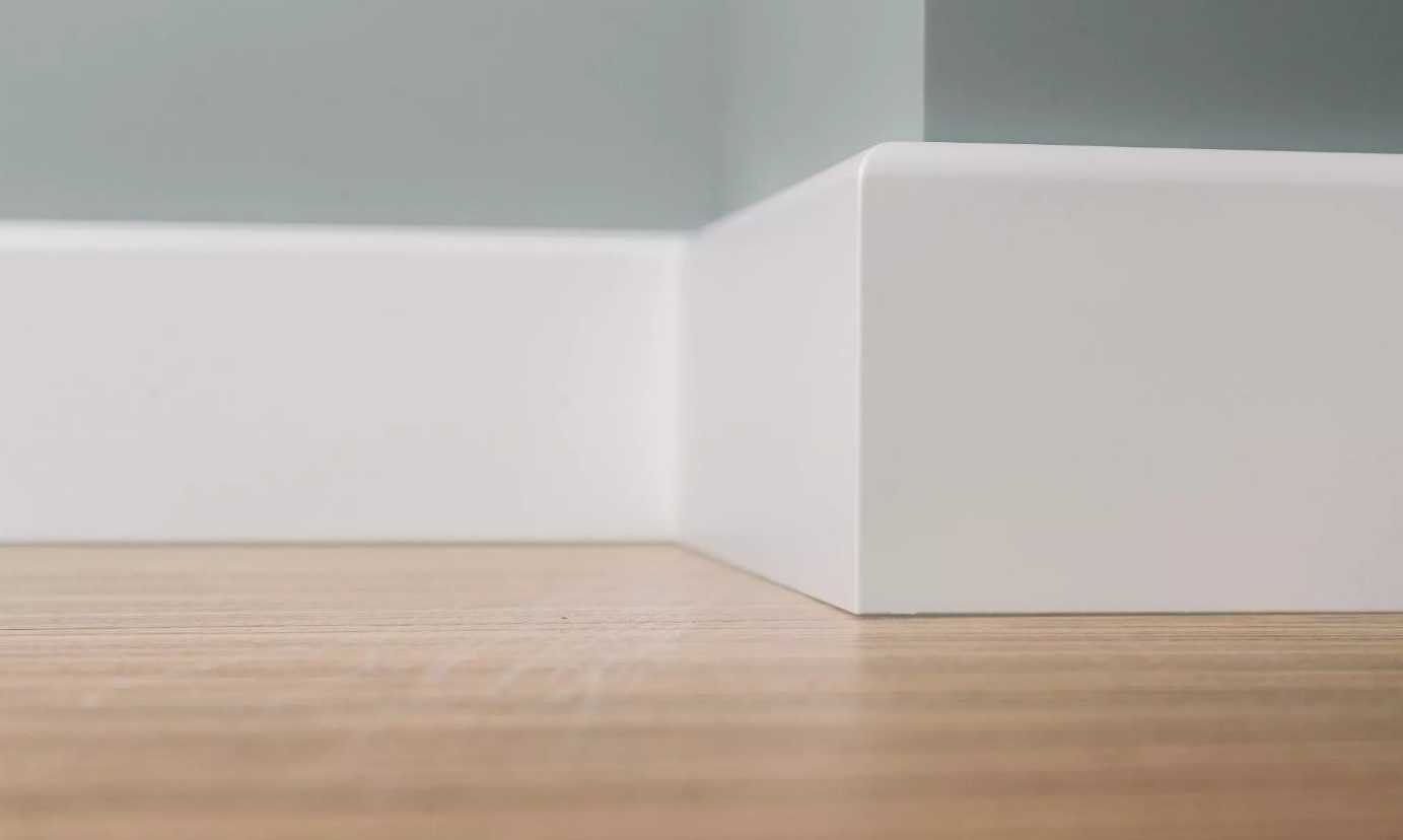 Плинтус МДФ Smartprofile Paint 100A Белый