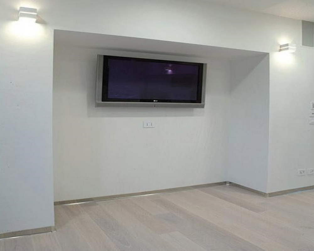 Плинтус из нержавеющей стали Пл 60-1НСП.2700.001