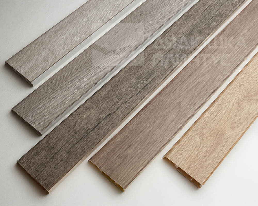 Плинтус ПВХ Salag Lima 72мм 2,5м. Дуб Болотный