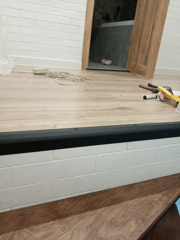 Порог угловой ПУ 02.1800.083 Бук