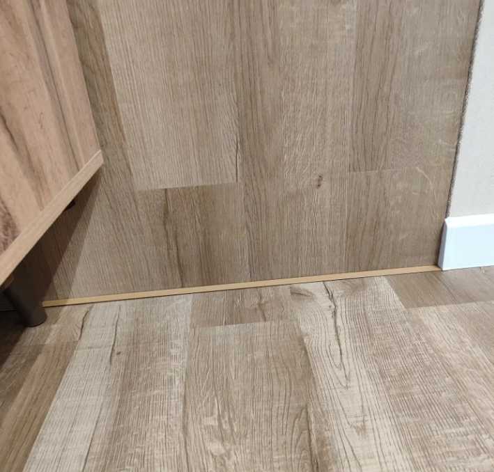 Антиплинтус Апл 01.2700.042л. Шампань