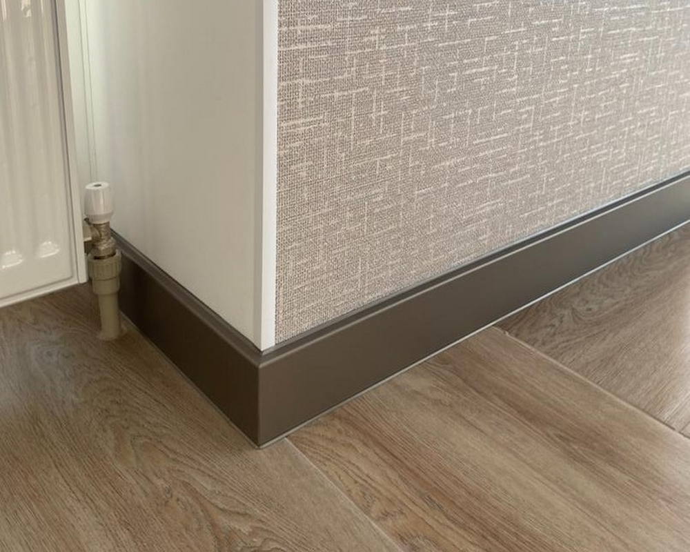 Плинтус ХДФ Dollken Cubu Flex Life 40мм х 11/13мм х 2,5 м 1245 Шампань