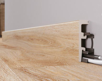 Плинтус напольный Arbiton Integra 04 Северный Ясень