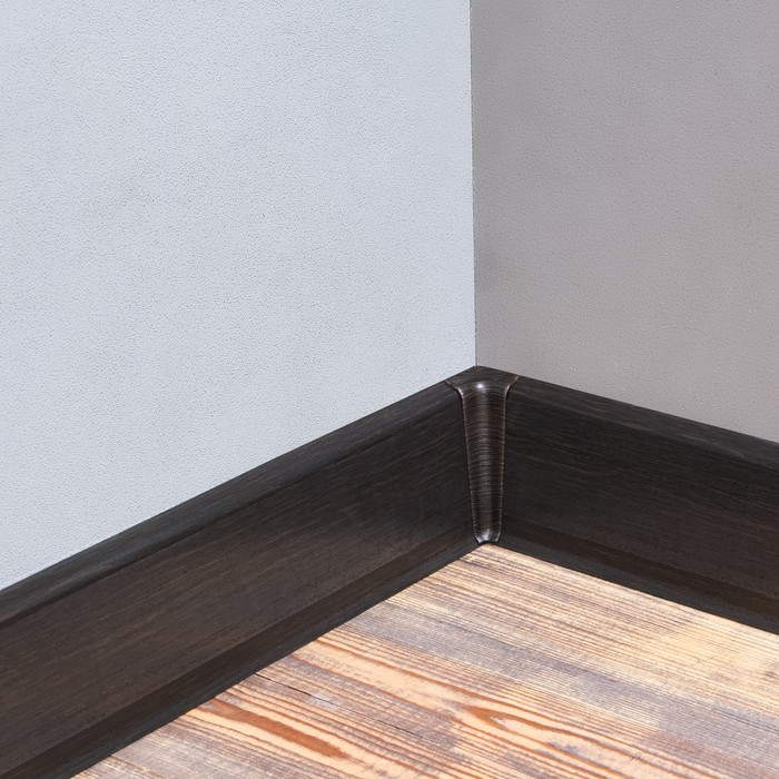 Плинтус ПВХ Salag Lima 72мм 2,5м. Дуб Палёный