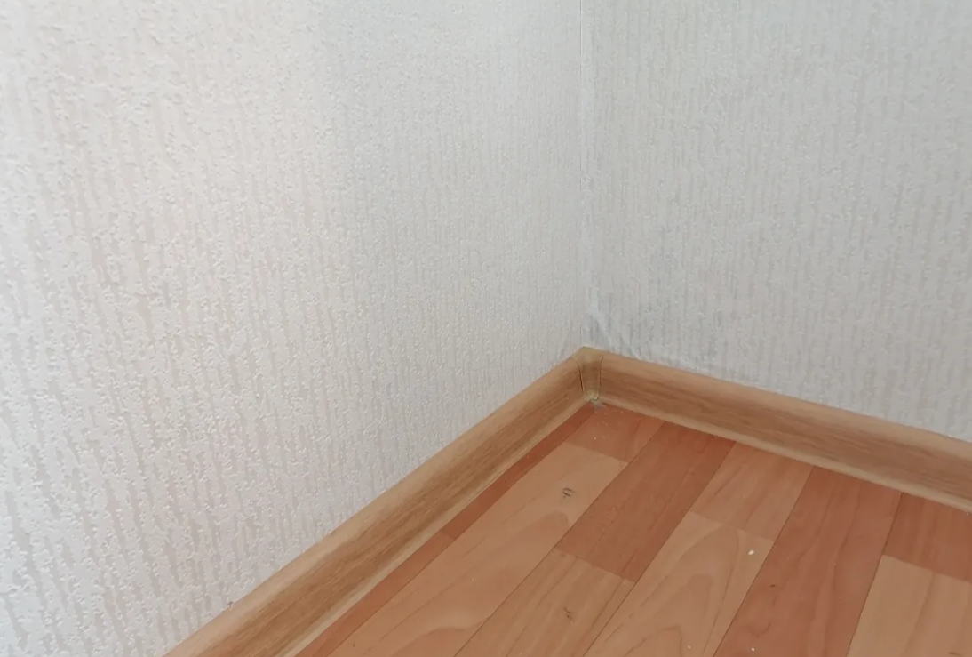 Плинтус ПВХ Идеал Классик 70мм 2,2м 213 Дуб северный